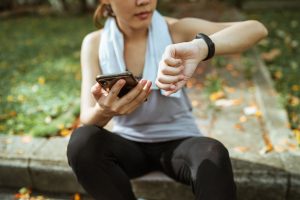 Comment choisir la meilleure montre connectée en 2025 ?