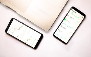 Analyser l&rsquo;action Apple : guide pour comprendre les prévisions