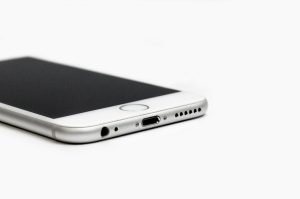 Samsung Qi2 : Le MagSafe Android arrive en 2026 !