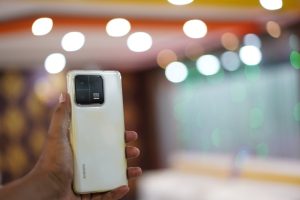 Smartphones autonomes : la révolution des batteries silicium-carbone